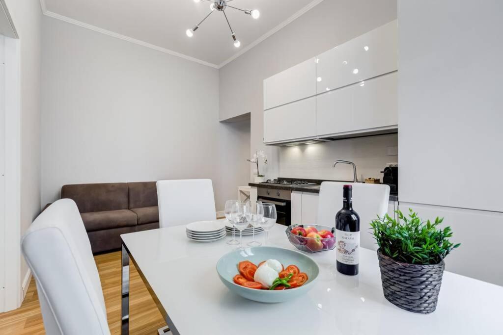 Appartamento Migliori Apartment, Nel Centro Di *
